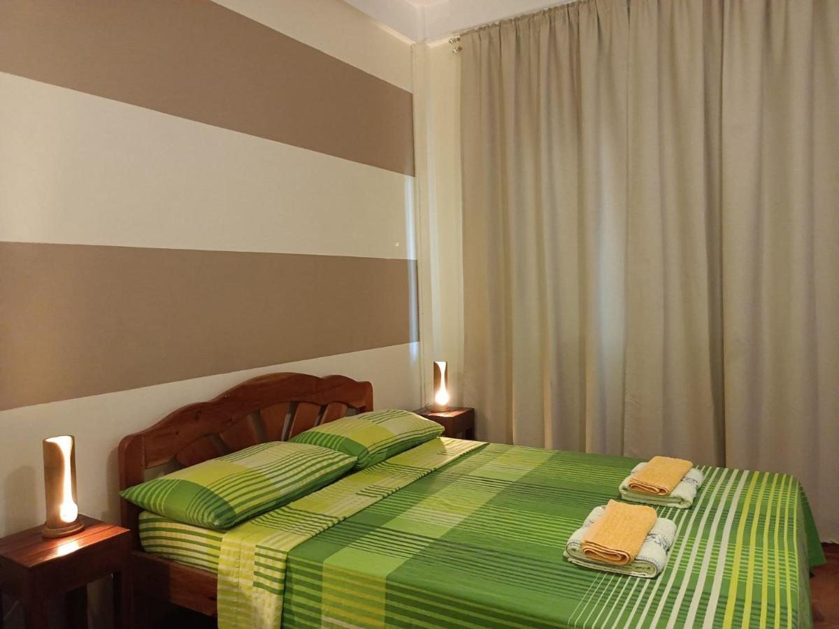 Villa Skanderbeg Guest House Puerto Princesa ภายนอก รูปภาพ