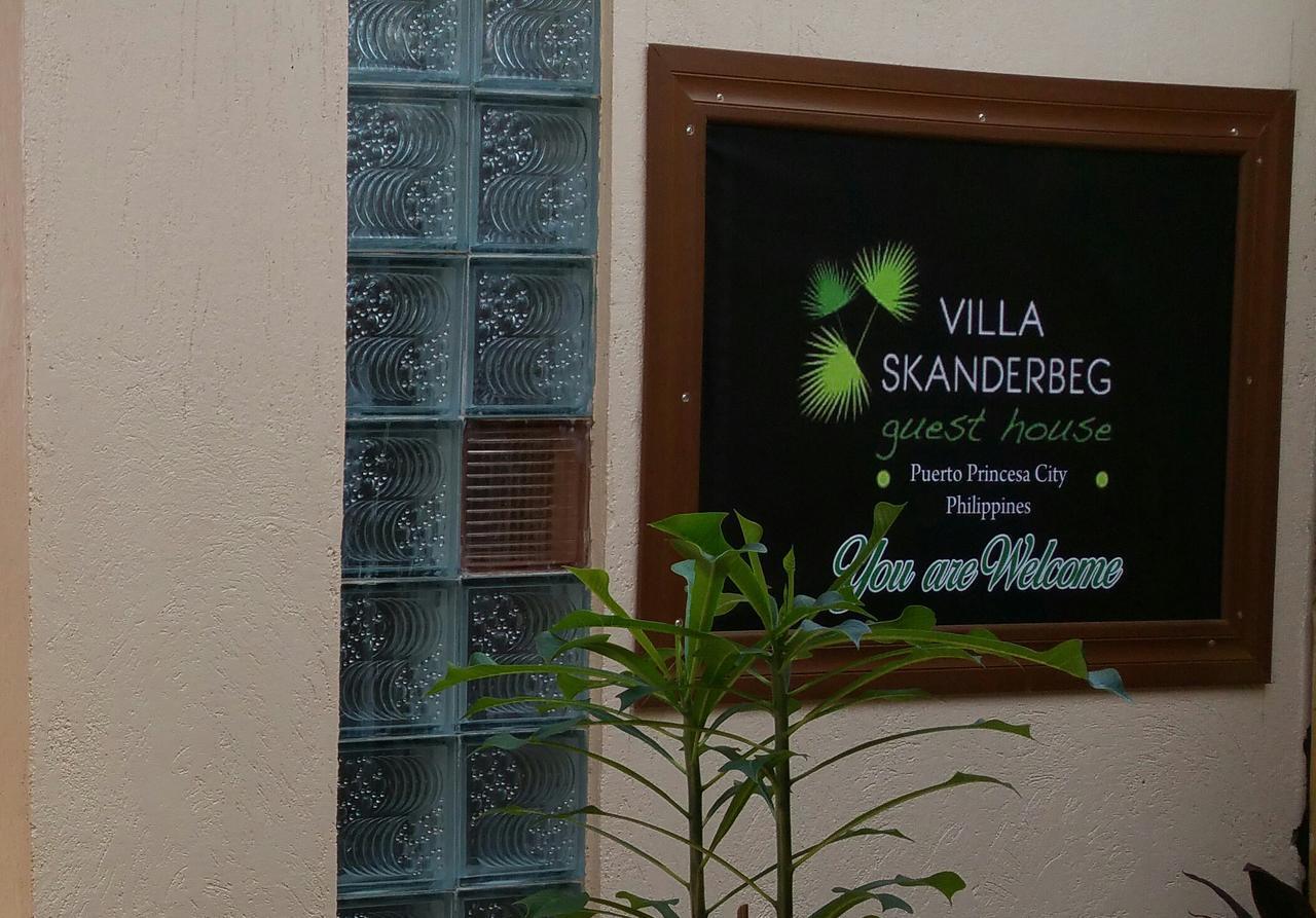 Villa Skanderbeg Guest House Puerto Princesa ภายนอก รูปภาพ