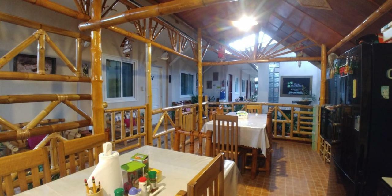 Villa Skanderbeg Guest House Puerto Princesa ภายนอก รูปภาพ